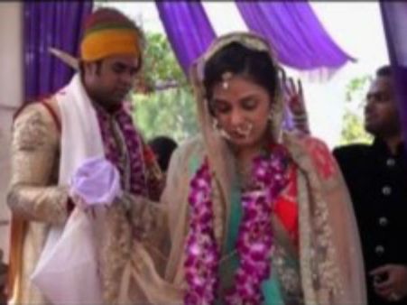 After returning from honeymoon, popular Radio Jockey's wife commits suicide