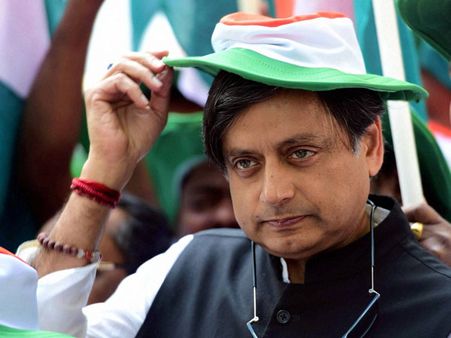 Make in India and hate in India cannot go together: Shashi Tharoor
