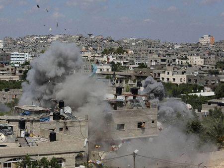 Five Palestinian attackers killed in fresh attacks on Israelis