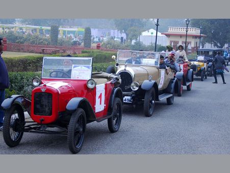 Vintage beauties to enthrall Delhi at Statesman car rally