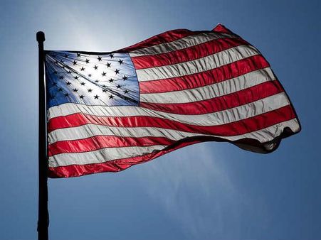 Ships, jets, giant crowd mark Pearl Harbour anniversary event