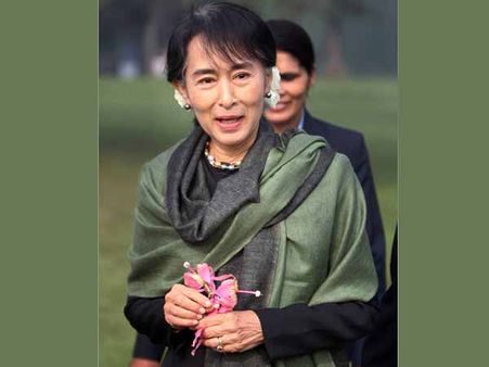 Suu Kyi to run foreign ministry
