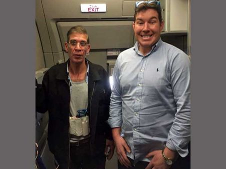 British hostage clicks a picture with EgyptAir hijacker