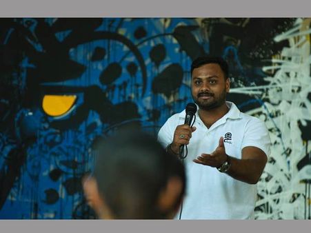 Pursue Kannada through Kannada Gottilla; stop saying Kannada Gottilla!