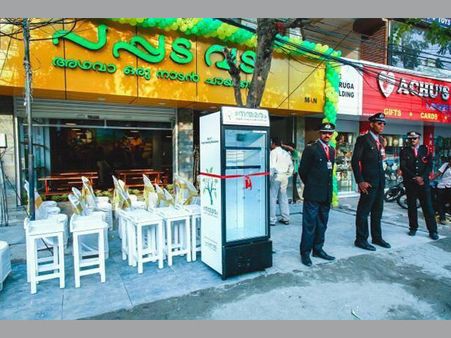Kochi: Pappadavada keeps 'public fridge' for feeding needy people