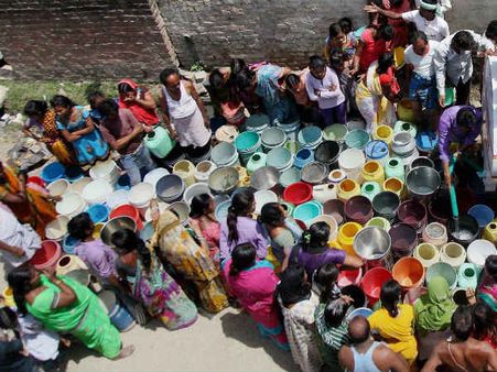 Amid drought, water sprinkled on roads in Bagalkot before Karnataka CM visit