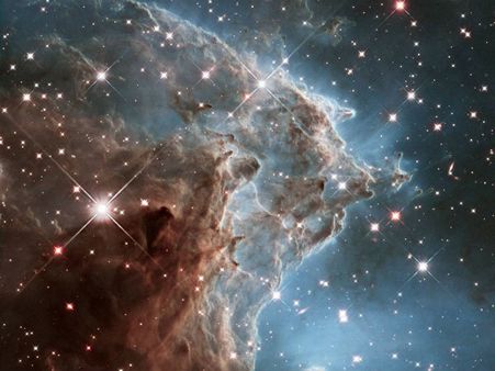 NASA's Hubble telescope spots a planet orbiting 2 stars