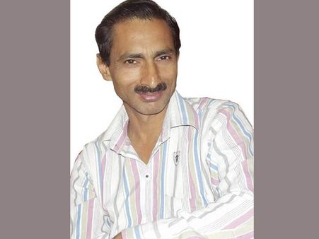 Jagendra Singh, late journalist, gets Press Club award for bravery in journalism