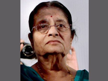 L K Advani's wife cremated