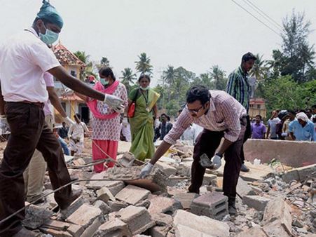 Kerala temple fire: HC raps police says they failed on every count