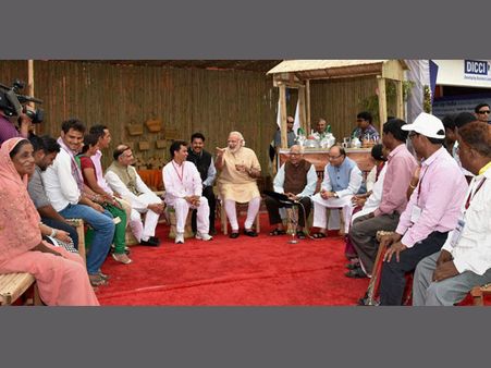 Eyeing UP polls of 2017, Modi blends development with Dalit sentiments in Noida