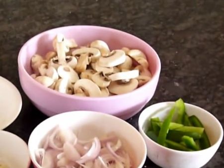 Mizoram: Entire family dies after eating mushroom