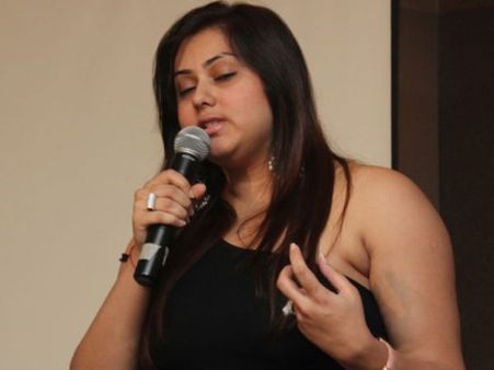 News Flash: Actress Namitha joins AIADMK in presence of Jaya