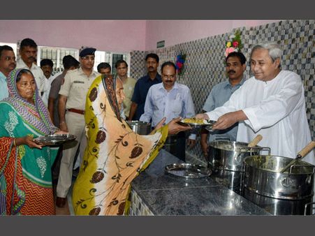 100 'Aahar' cheap meal centres opened in Odisha