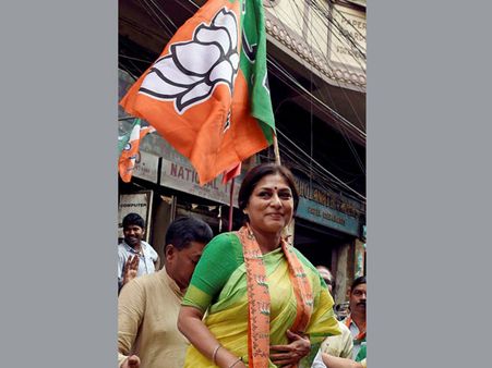 Bengal polls 2016: Come out of your home and vote, Roopa Ganguly asks voters