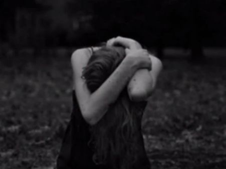 Woman robbed, raped in ladies coach of moving train in Delhi