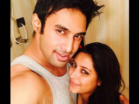 Pratyusha Banerjee's parents write to Rajnath, seek CBI probe