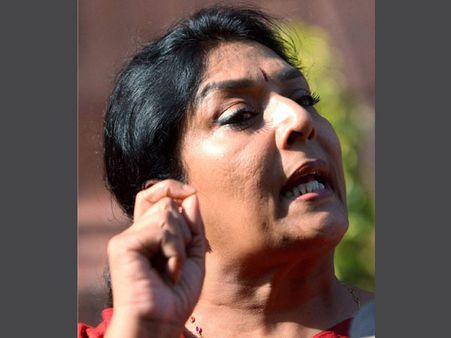 After AAP, Congress is the emerging drama queen of Indian politics