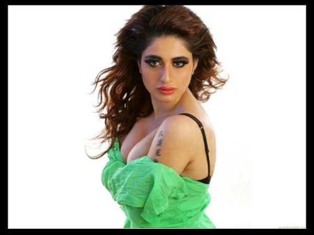 Shocking! Actress found living on Delhi streets after being evicted out of home