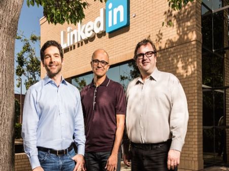 Aiming for the 'cloud', Microsoft to buy LinkedIn for $26.2 bn