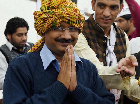 Waive off farmers' loans: Kejriwal