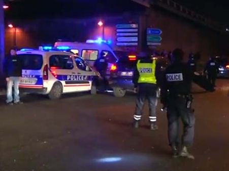 Paris attacks victims to file charges against government