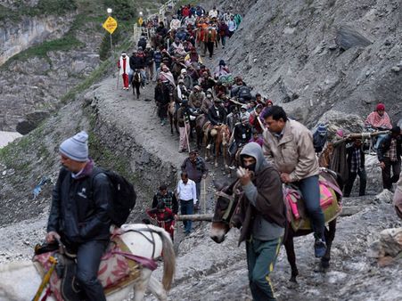 Amarnath yatris take Manali-Leh-Kargil detour