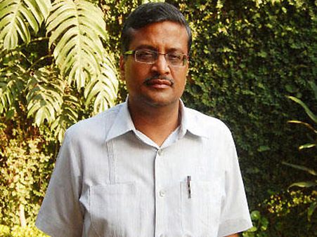 Senior IAS officer Ashok Khemka tops LLB entrance test