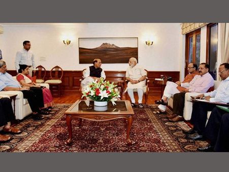 Why PM Modi should stop blaming media and follow news on Kashmir extensively