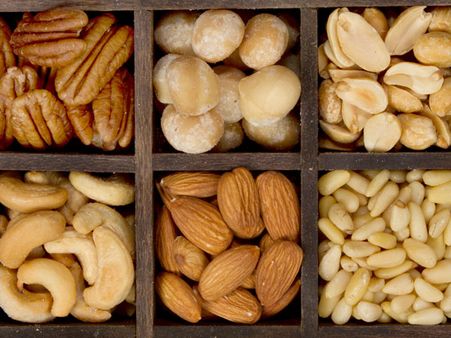 Eating nuts may reduce inflammation: Study