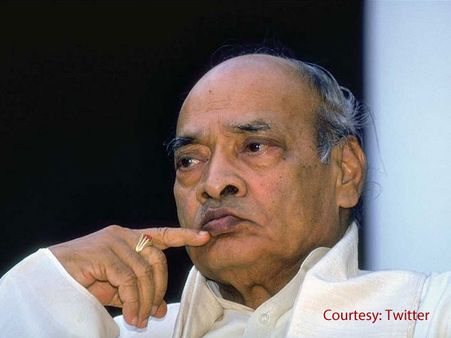 Narasimha Rao didn't have frosty relations with Sonia, says his grandson