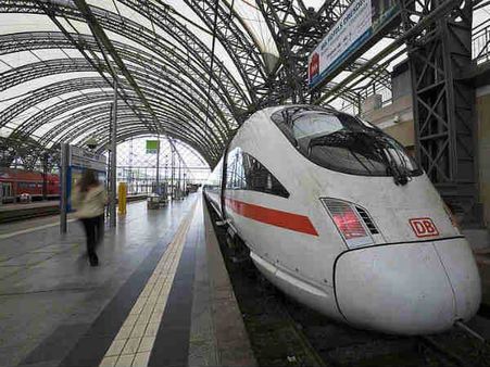 Russia: 3 train stations evacuated over bomb threats