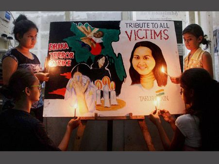 Tarishi made a last-ditch phone call for help: Her uncle