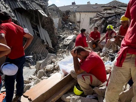 Pics: Strong aftershocks rocked Italy's quake-hit zone