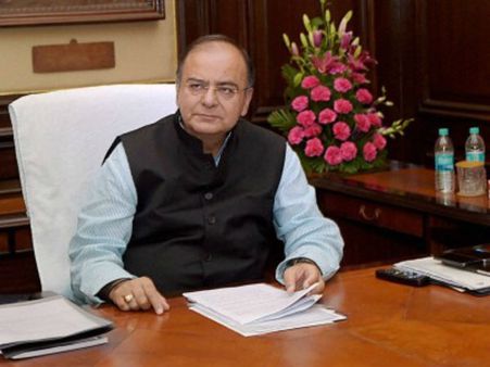 RBI will keep low inflation in mind while deciding rates: Arun Jaitley