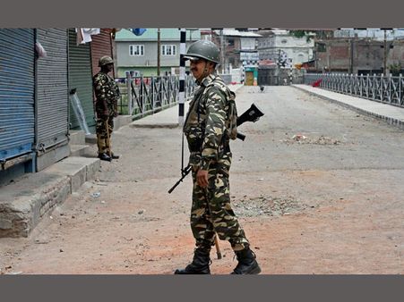Kashmir remains shut for 65th day
