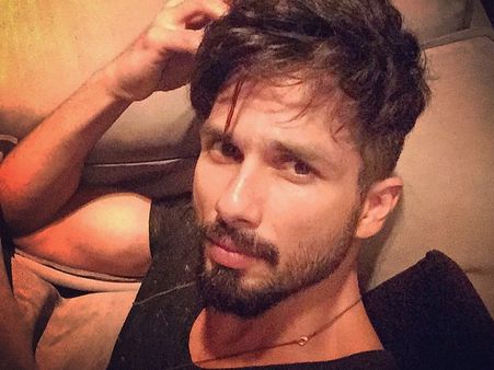 Notice to Shahid Kapoor for failing to prevent mosquito breeding