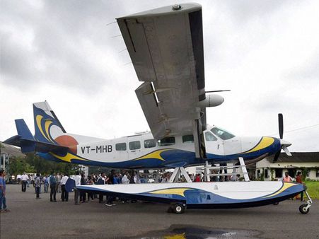 Sea plane service soon from Nagpur to Shirdi: Gadkari