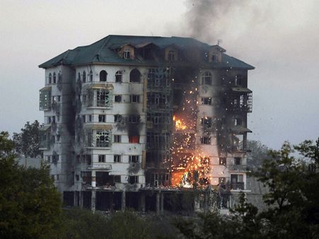 In Pics: Another militant killed, Pampore encounter enters 3rd day