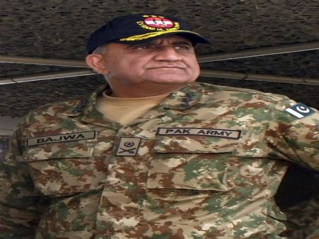 'Incoming Pak army chief has 'zero presence' on social media'