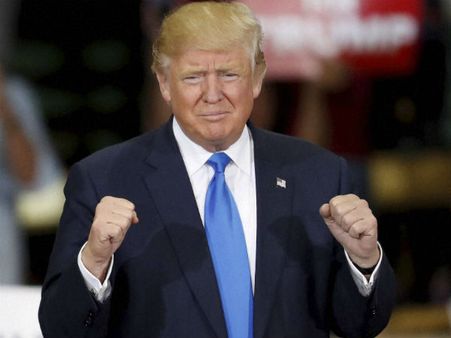 Trump can lead US to a better future: Romney