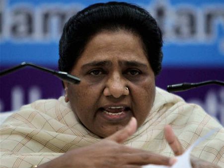 If Mayawati contests, will field Rakhi Sawant against her: RPI