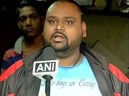 Help in a Cup: This Chai wala supports demonetisation move