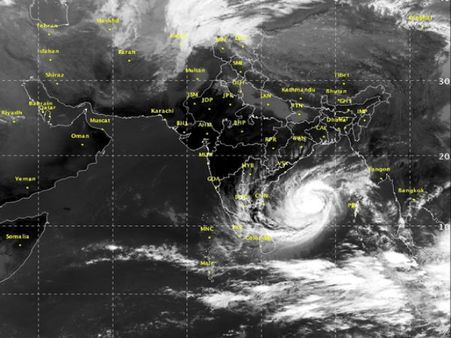 High alert as Cyclone Vardah likely to hit TN, AP