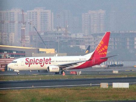 Mishap averted as two planes come close at Delhi airport