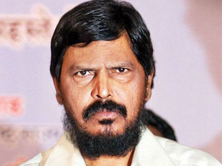Athawale bats for transgenders' reservation