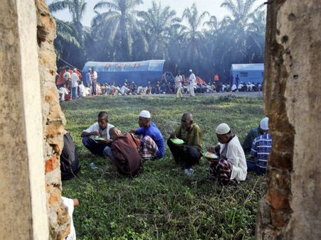 Nobel laureates urge UN to intervene in Myanmar's Rohingya crisis