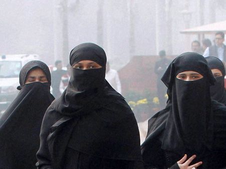 Triple talaq: Sena asks Modi to bring changes in Sharia law