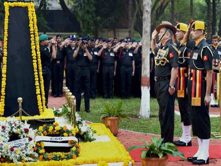 'Pakistan to give befitting reply in case of Indian surgical strike'