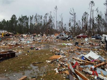 US: Tornadoes leave at least 18 dead